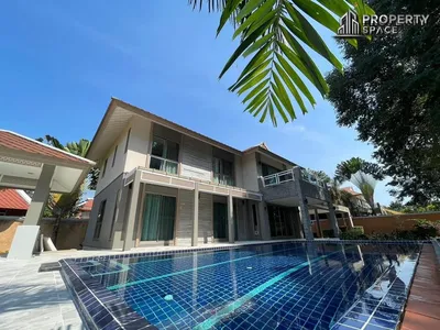 pattaya-pet-friendly-6-bedroom-pool-villa-for-rent-ps586